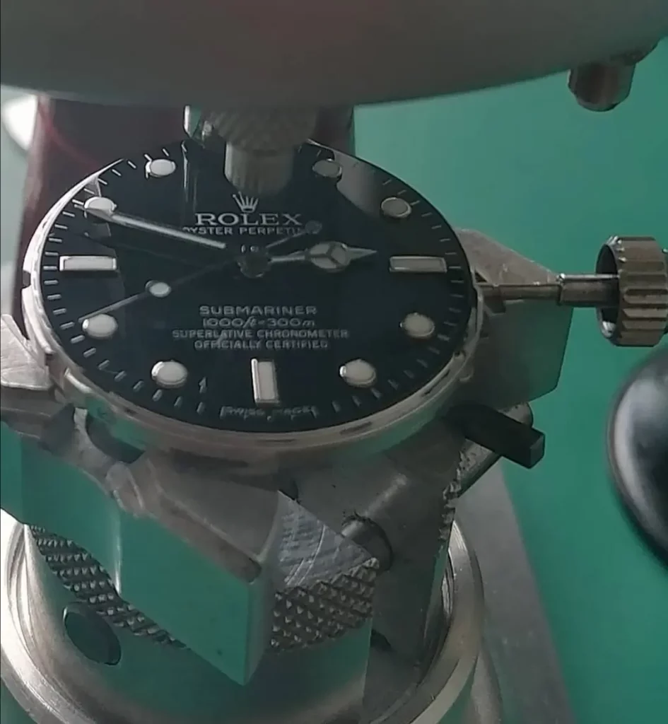 Rolex reviseren