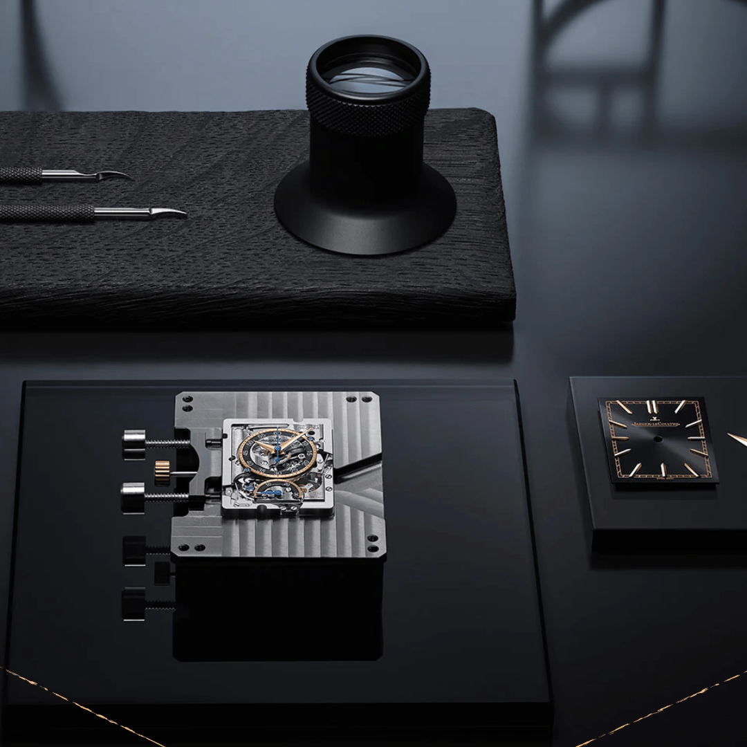 Black Modern Coming Soon Instagram Post Jaeger LeCoultre reviseren